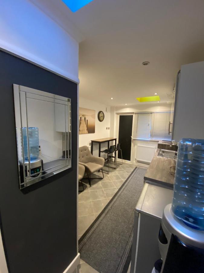 South Private Guest * Londra